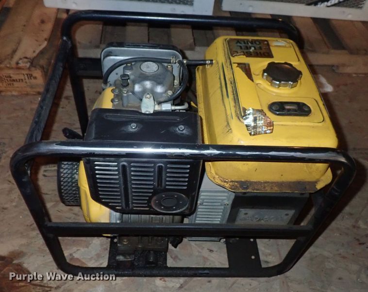 image for item FR9404 1996 Robin RGD2500 generator