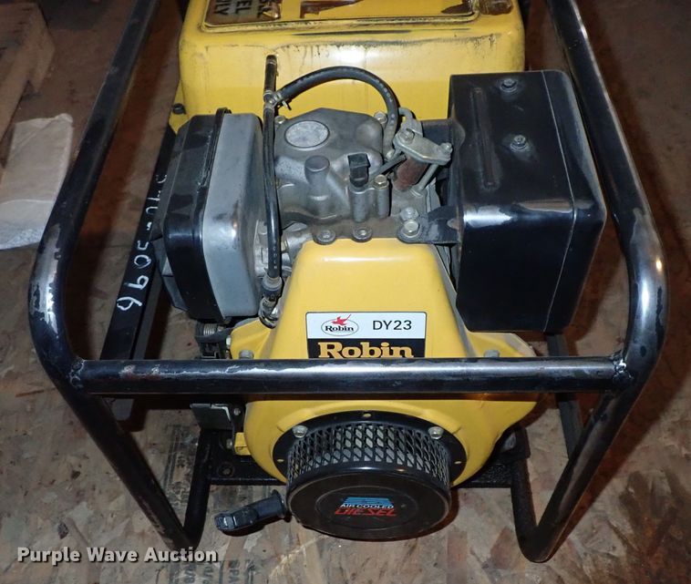 image for item FR9404 1996 Robin RGD2500 generator