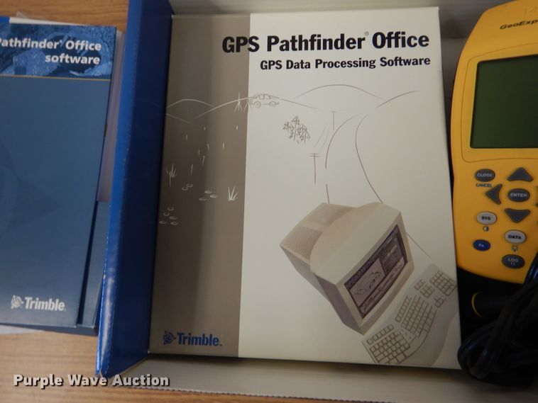 image for item GE9806 2002 Trimble Geo Eplorer 3 GPS