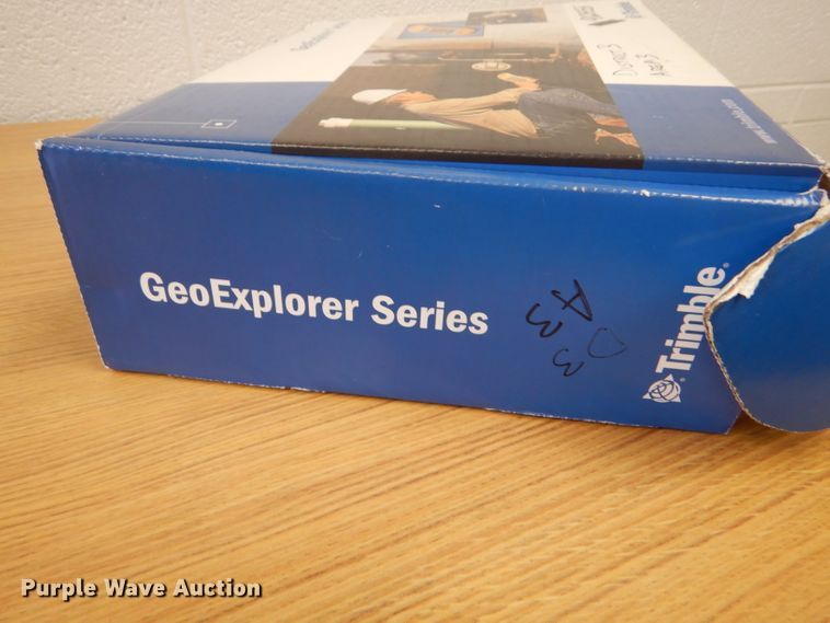 image for item GE9806 2002 Trimble Geo Eplorer 3 GPS