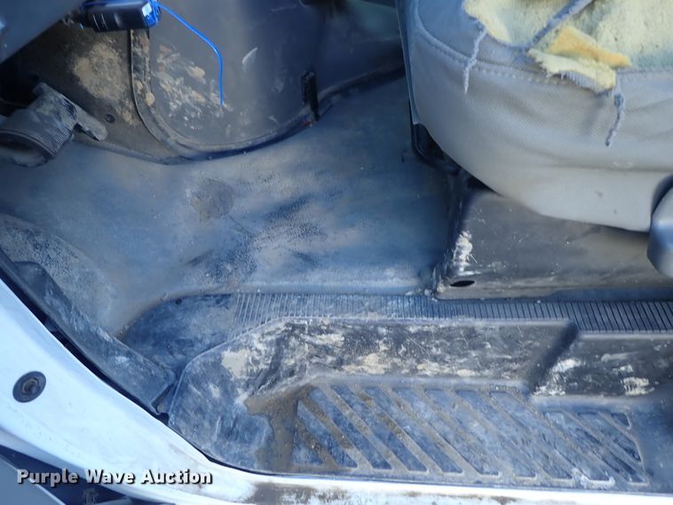 image for item DB7672 2007 Ford E350 Super Duty box truck