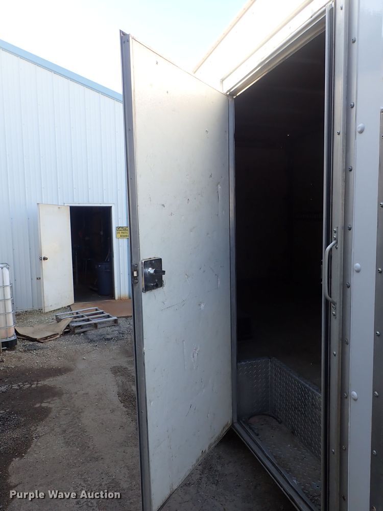 image for item DB7672 2007 Ford E350 Super Duty box truck