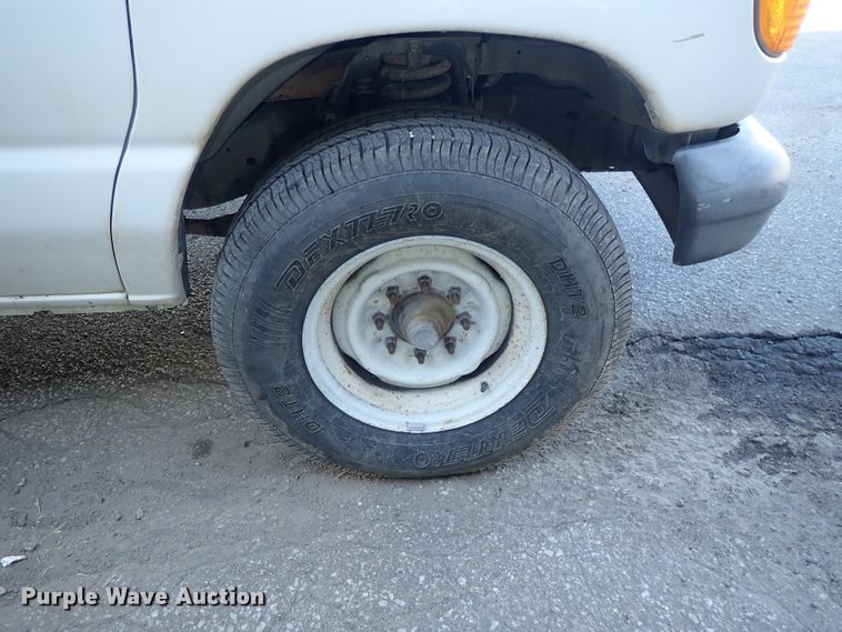 image for item DB7672 2007 Ford E350 Super Duty box truck