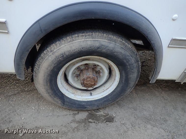 image for item DB7672 2007 Ford E350 Super Duty box truck