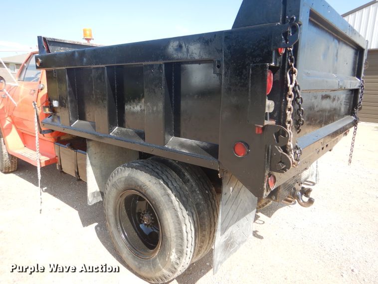 image for item DD4465 1976 Dodge D600 dump truck