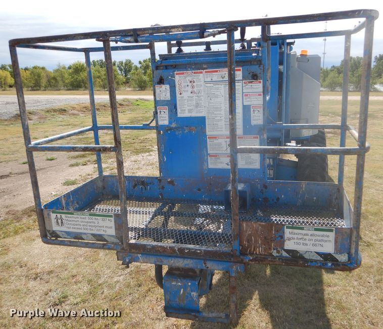 image for item DD4496 1997 Genie Z-45/22 boom lift