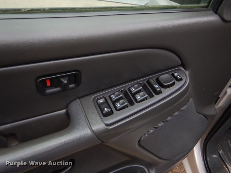 image for item DD4499 2006 Chevrolet Silverado 2500HD Crew Cab pickup truck