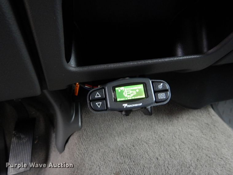 image for item DD4499 2006 Chevrolet Silverado 2500HD Crew Cab pickup truck