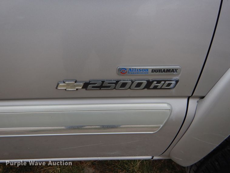 image for item DD4499 2006 Chevrolet Silverado 2500HD Crew Cab pickup truck
