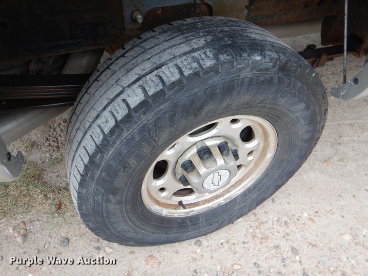 image for item DD4499 2006 Chevrolet Silverado 2500HD Crew Cab pickup truck