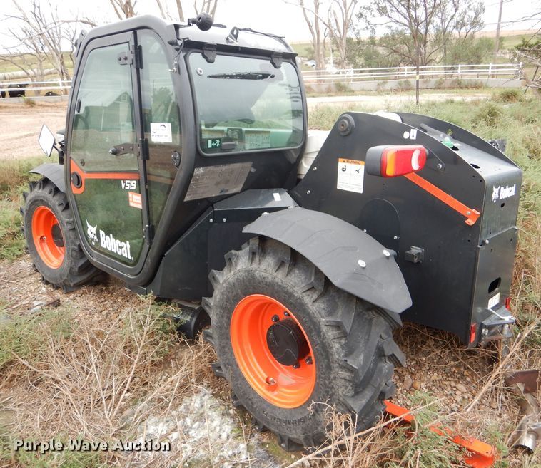 image for item DD4500 2017 Bobcat V519 telehandler