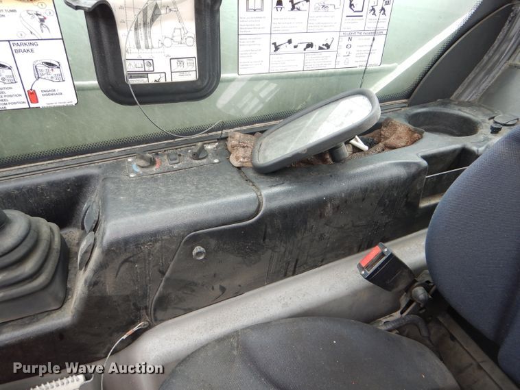 image for item DD4500 2017 Bobcat V519 telehandler