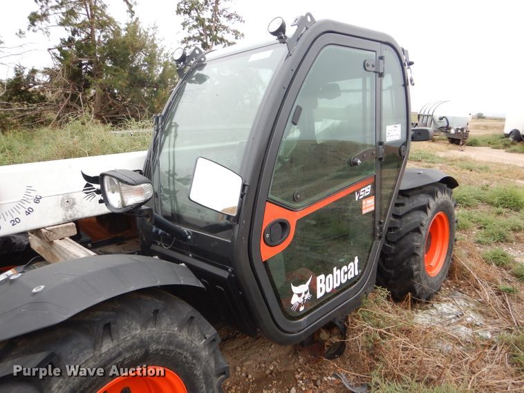 image for item DD4500 2017 Bobcat V519 telehandler
