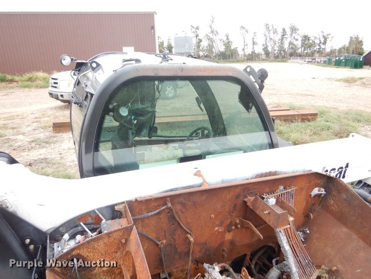 image for item DD4500 2017 Bobcat V519 telehandler