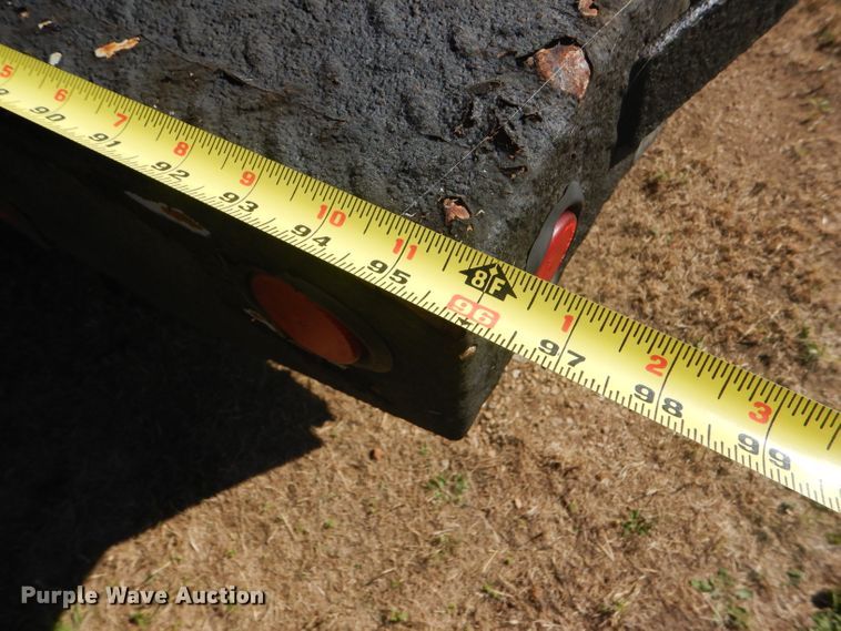 image for item DD4503 1999 Ford F350 Super Duty Crew Cab flatbed pickup truck