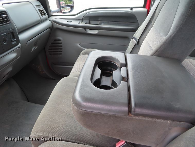 image for item DD6382 2003 Ford F250 Super Duty SuperCab pickup truck