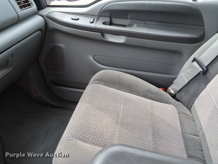 image for item DD6382 2003 Ford F250 Super Duty SuperCab pickup truck