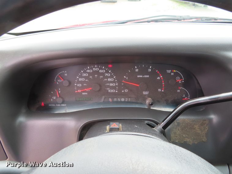 image for item DD6382 2003 Ford F250 Super Duty SuperCab pickup truck