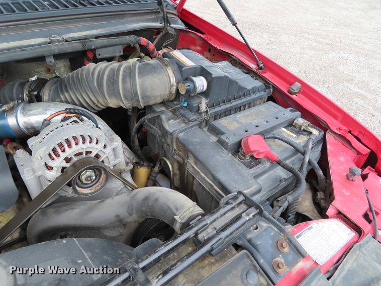 image for item DD6382 2003 Ford F250 Super Duty SuperCab pickup truck