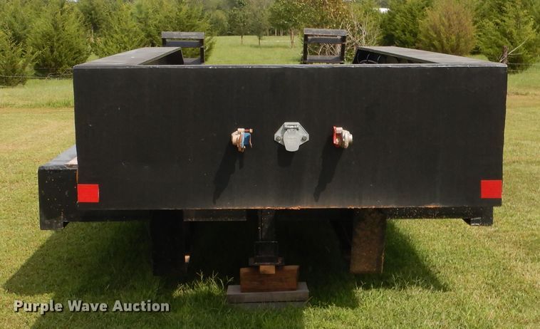image for item DE4020 2002 Nuttall 235LB equipment trailer