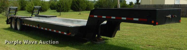 image for item DE4020 2002 Nuttall 235LB equipment trailer