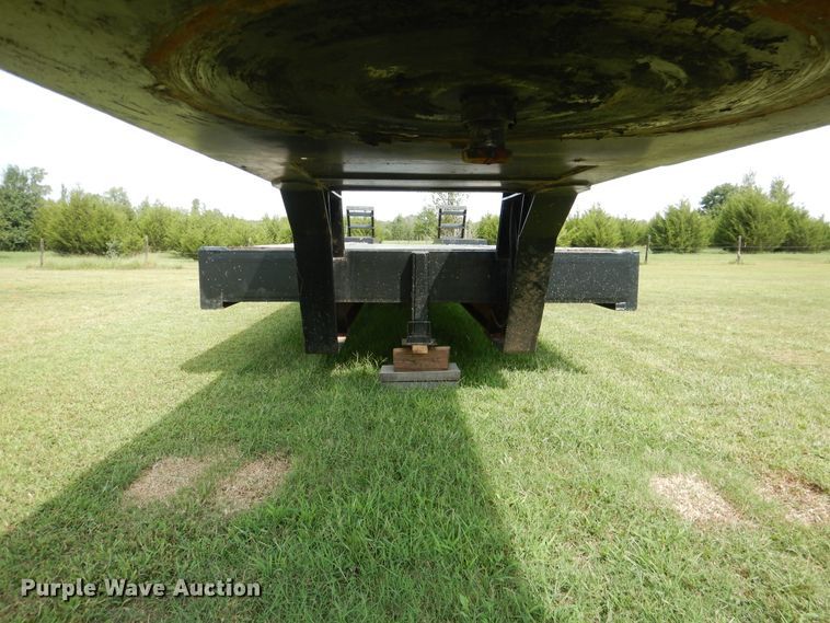 image for item DE4020 2002 Nuttall 235LB equipment trailer