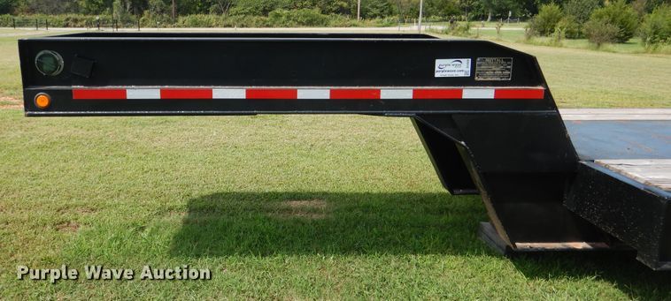 image for item DE4020 2002 Nuttall 235LB equipment trailer