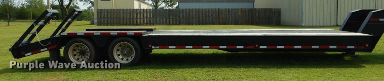 image for item DE4020 2002 Nuttall 235LB equipment trailer