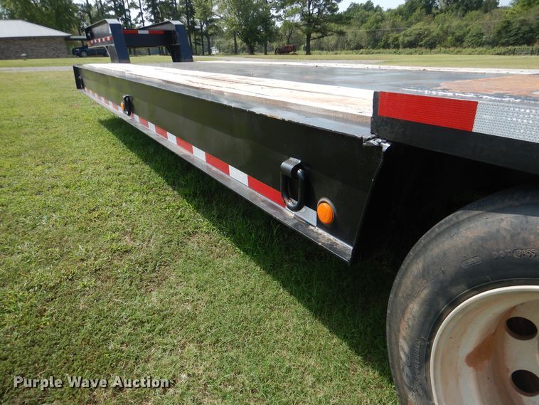 image for item DE4020 2002 Nuttall 235LB equipment trailer
