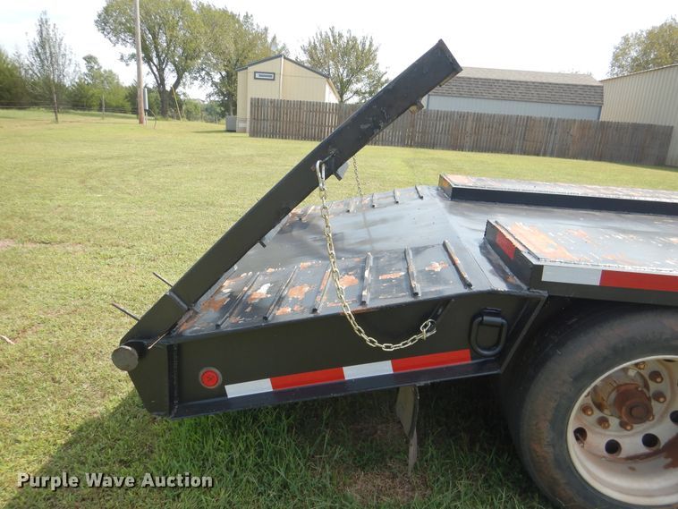 image for item DE4020 2002 Nuttall 235LB equipment trailer