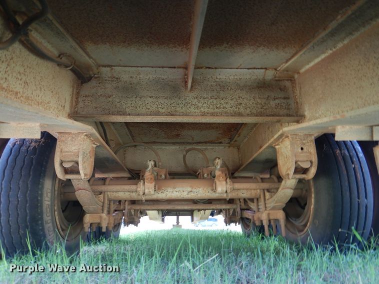 image for item DE4020 2002 Nuttall 235LB equipment trailer