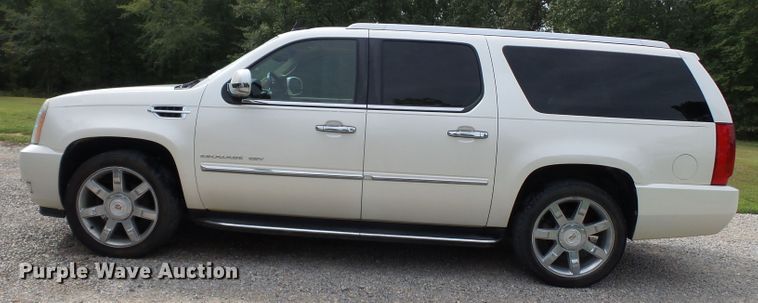 image for item DE7959 2010 Cadillac Escalade ESV SUV
