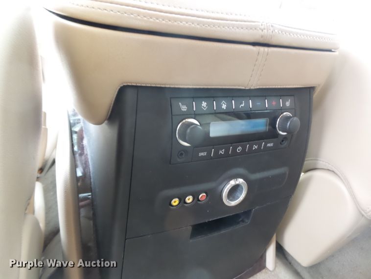 image for item DE7959 2010 Cadillac Escalade ESV SUV