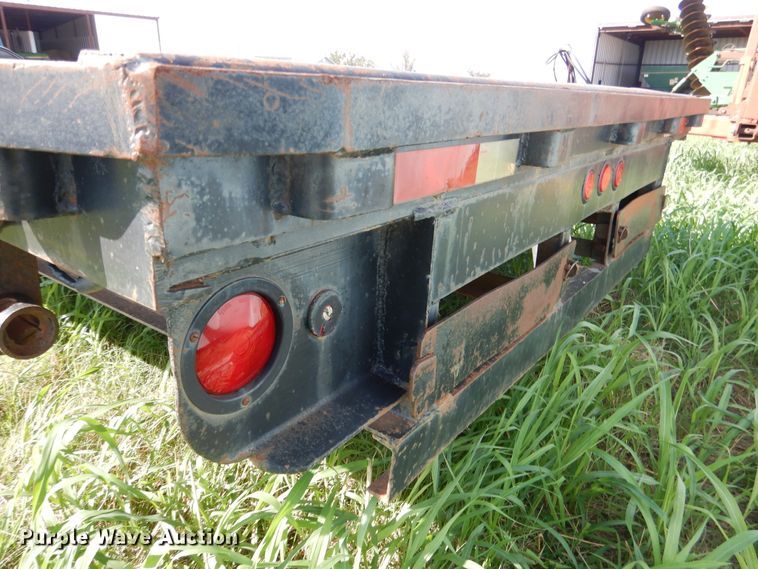 image for item DF2218 1987 Belshe F4-3AGN equipment trailer