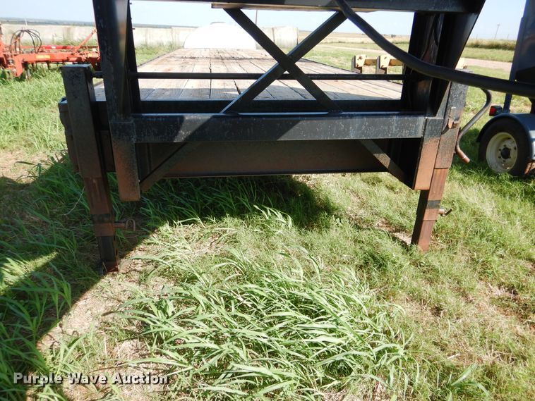 image for item DF2218 1987 Belshe F4-3AGN equipment trailer