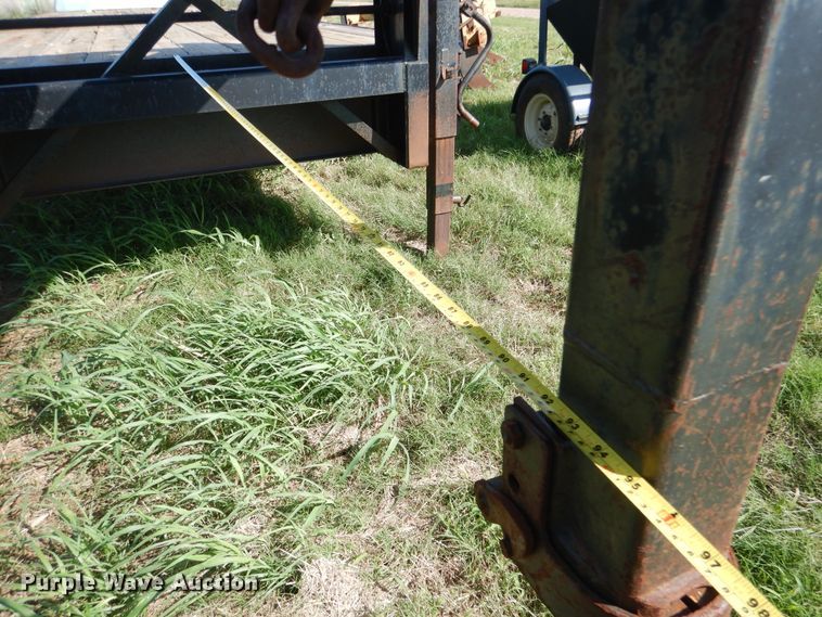 image for item DF2218 1987 Belshe F4-3AGN equipment trailer