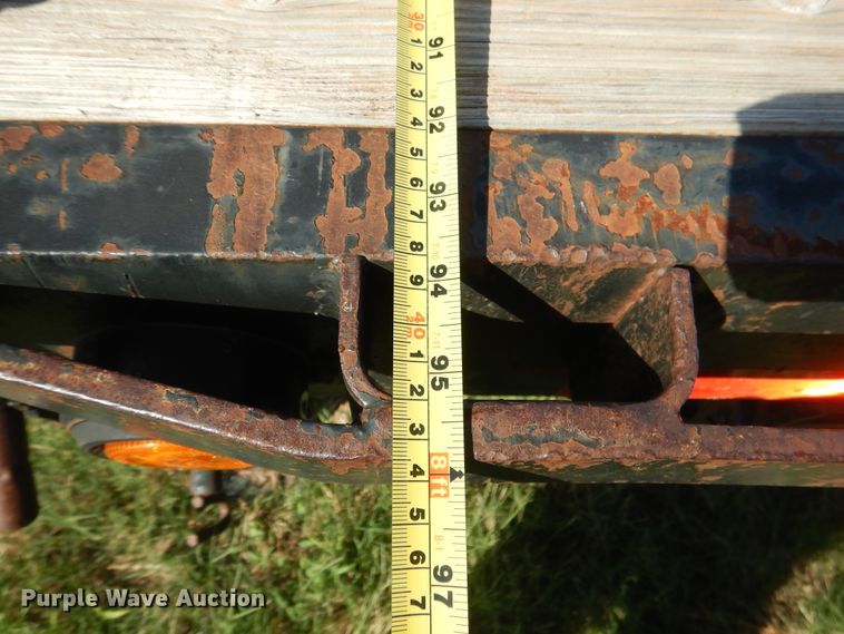 image for item DF2218 1987 Belshe F4-3AGN equipment trailer