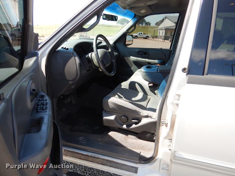 image for item DF2227 2002 Ford F150 SuperCrew pickup truck