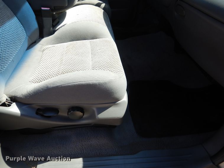 image for item DF2227 2002 Ford F150 SuperCrew pickup truck