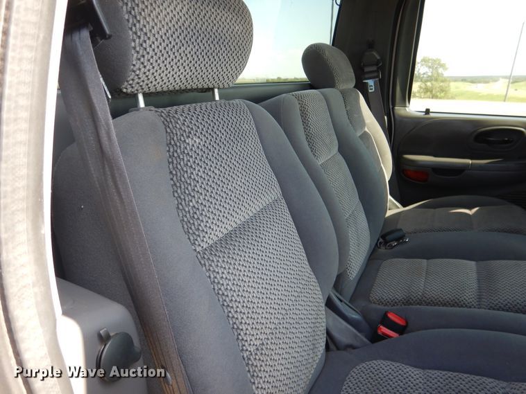 image for item DF2227 2002 Ford F150 SuperCrew pickup truck