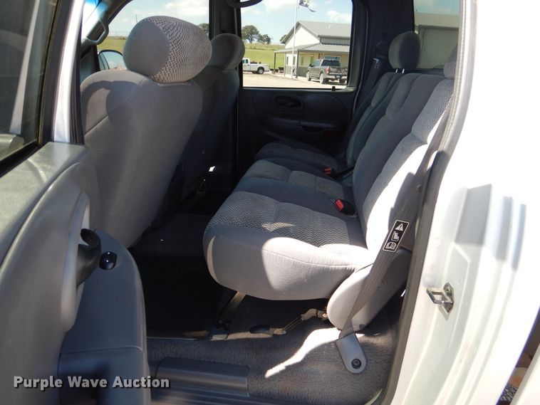 image for item DF2227 2002 Ford F150 SuperCrew pickup truck