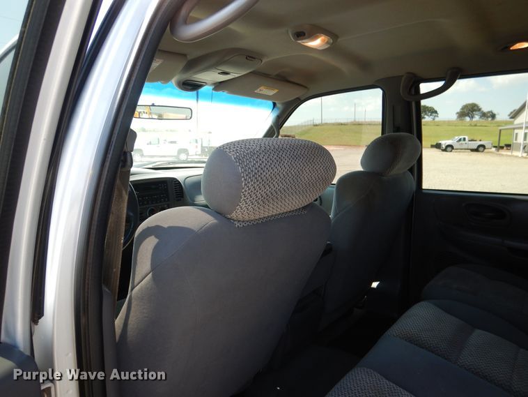 image for item DF2227 2002 Ford F150 SuperCrew pickup truck