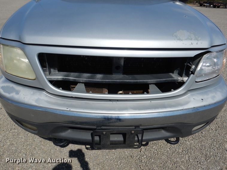 image for item DF2227 2002 Ford F150 SuperCrew pickup truck