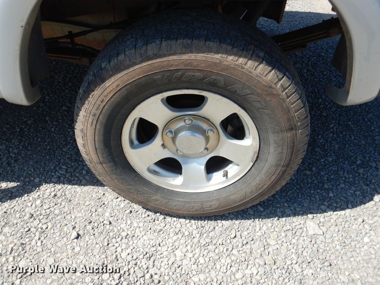 image for item DF2227 2002 Ford F150 SuperCrew pickup truck