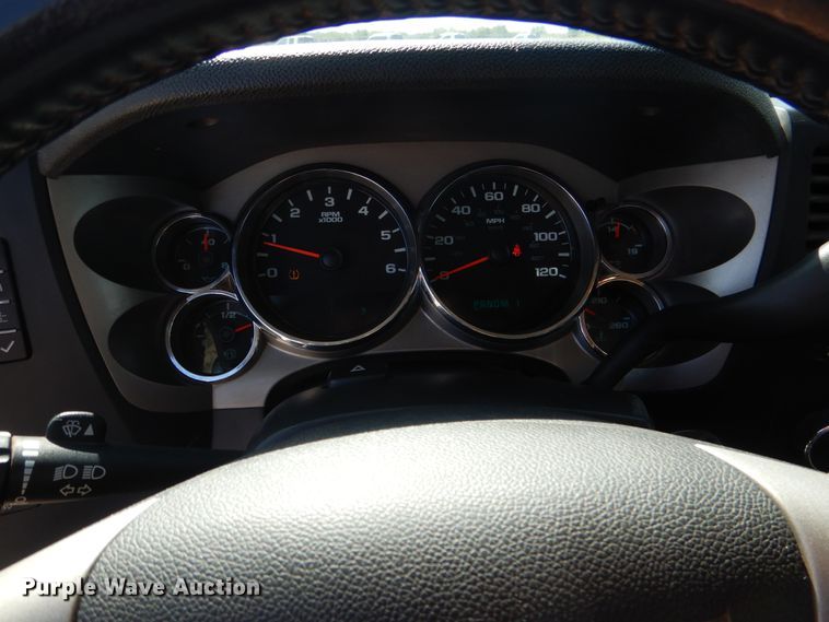 image for item DF2229 2012 Chevrolet Silverado 2500HD LT pickup truck