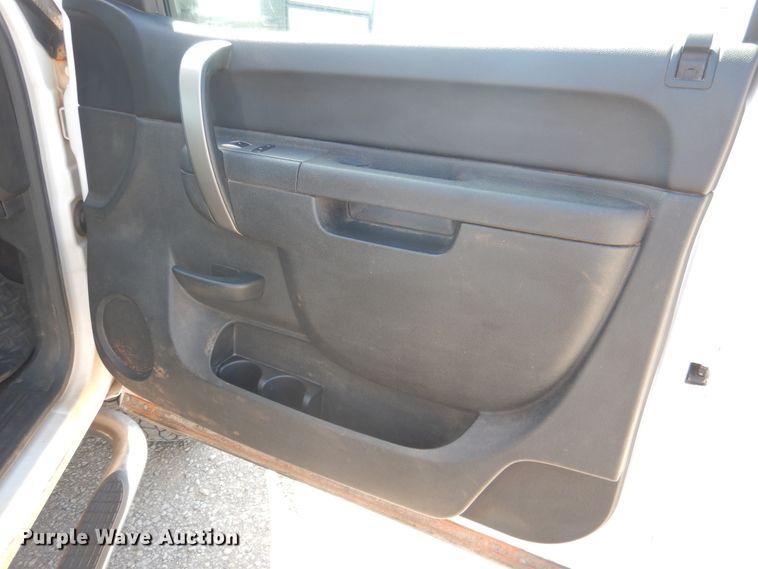 image for item DF2229 2012 Chevrolet Silverado 2500HD LT pickup truck