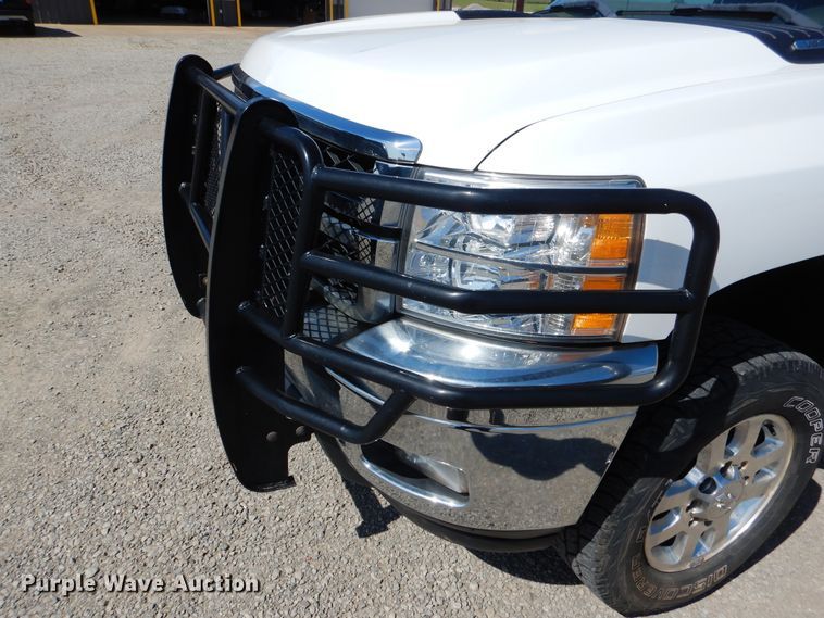 image for item DF2229 2012 Chevrolet Silverado 2500HD LT pickup truck