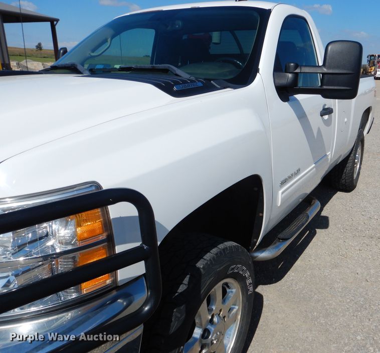 image for item DF2229 2012 Chevrolet Silverado 2500HD LT pickup truck