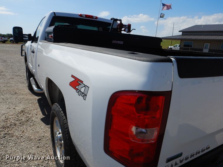 image for item DF2229 2012 Chevrolet Silverado 2500HD LT pickup truck