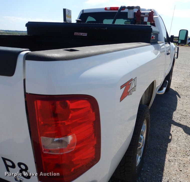 image for item DF2229 2012 Chevrolet Silverado 2500HD LT pickup truck